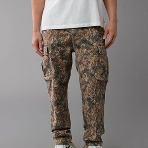 American Eagle Outfitters Men's Camouflage Cargo Pants